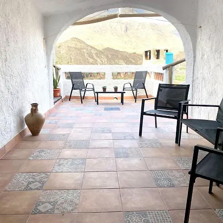 Сasa de vacaciones Casa Cueva La Parra. Terque